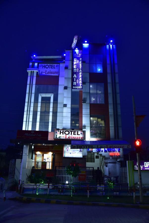 Le Leisure Hotel Prayagraj Exterior photo
